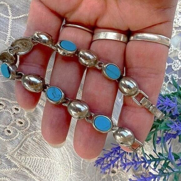 Vintage Silver & Turquoise Dome Link Bracelet - Picture 4 of 7